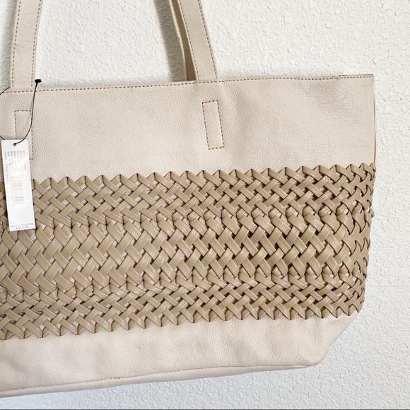 NWT DKNY leather bag 😍 - Picture 5 of 14